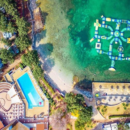 Camping Bijela Uvala - Eurocamp I Homair Пореч Экстерьер фото
