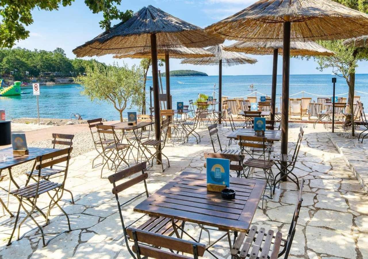 Camping Bijela Uvala - Eurocamp I Homair Пореч Экстерьер фото